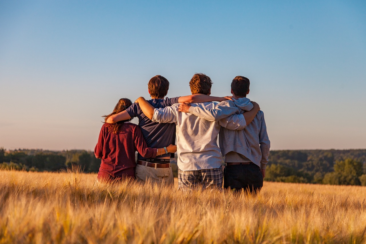 teens standing together